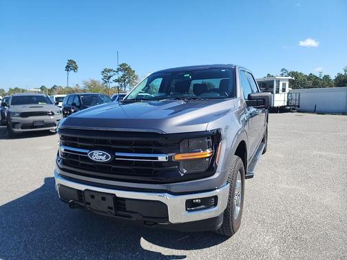 Avalanche Gray 2024 Ford F-150 XLT