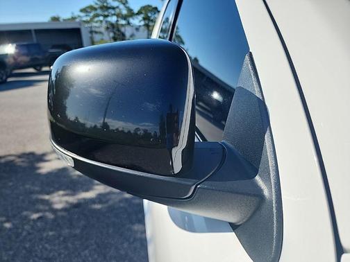 White Knuckle Clearcoat 2022 Dodge Durango R/T Plus