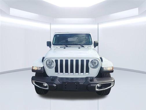 Bright White 2023 Jeep Wrangler 4-Door Sahara