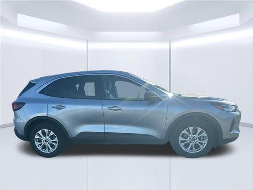 Iconic Silver Metallic 2024 Ford Escape Active