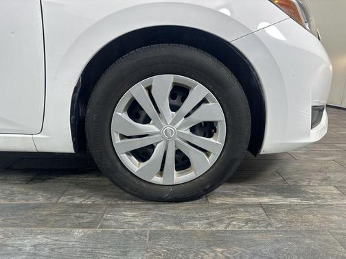 2023 Nissan Versa 1.6 S