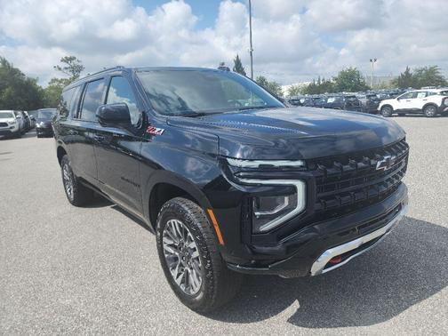 Black 2025 Chevrolet Suburban 4WD Z71