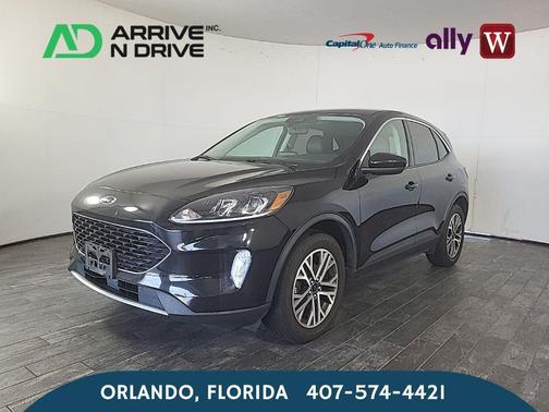 2022 Ford Escape SEL