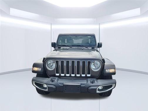 Sarge Green Clearcoat 2023 Jeep Wrangler 4-Door Sahara