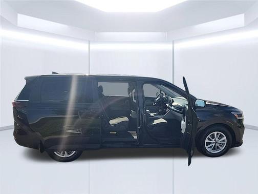 Aurora Black 2022 Kia Carnival LX