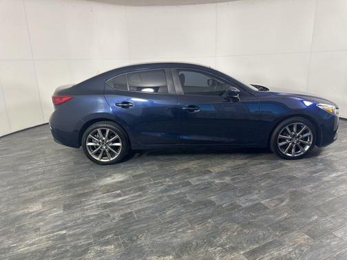 2017 Mazda Mazda3 Sport