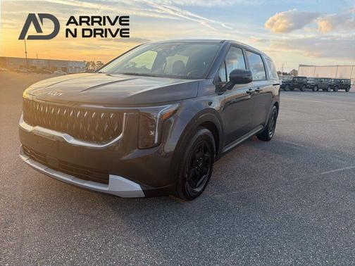 2025 Kia Carnival LXS