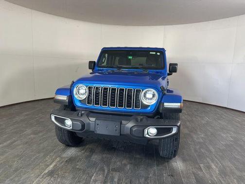 2024 Jeep Wrangler 4-Door Sahara