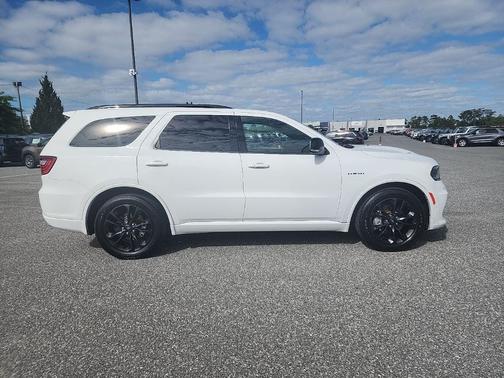 White Knuckle Clearcoat 2022 Dodge Durango R/T Plus
