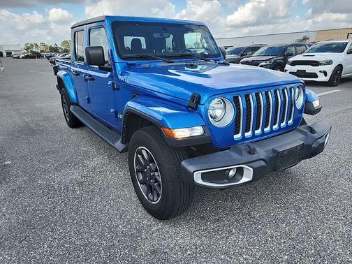 2022 Jeep Gladiator Overland