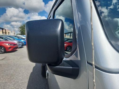 Sting-Gray Clearcoat 2022 Jeep Gladiator Rubicon