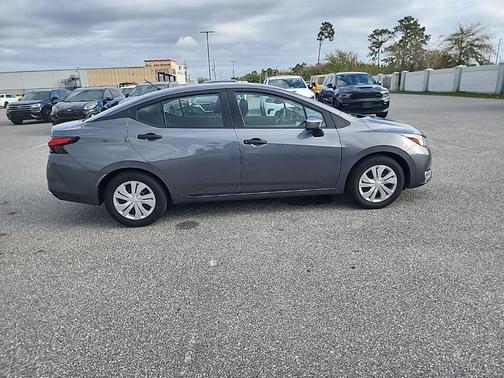 2024 Nissan Versa 1.6 S