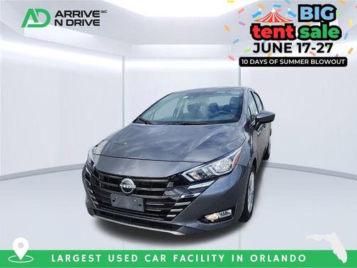 Gun Metallic 2024 Nissan Versa 1.6 S
