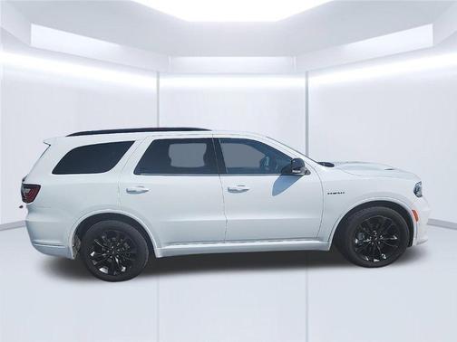 White Knuckle Clearcoat 2022 Dodge Durango R/T Plus