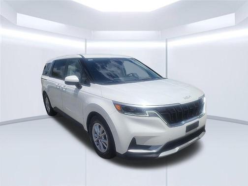 Snow White Pearl 2022 Kia Carnival LX