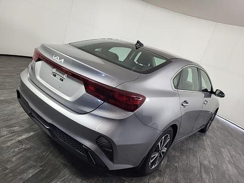 2024 Kia Forte EX