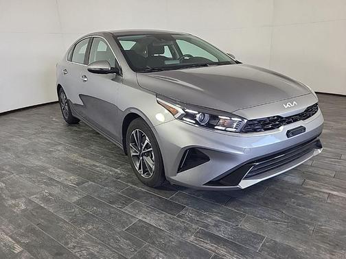 2024 Kia Forte EX