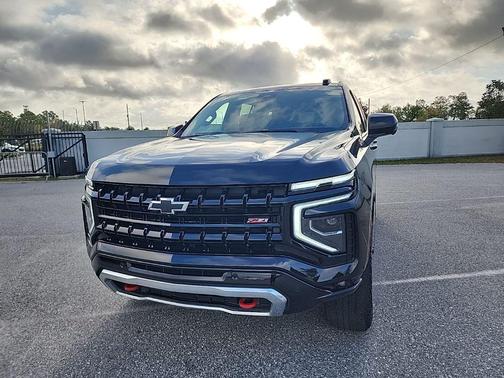 Black 2025 Chevrolet Tahoe 4WD Z71 SUV