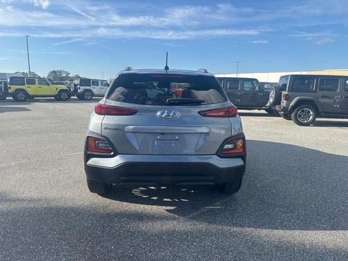 2020 Hyundai KONA SEL
