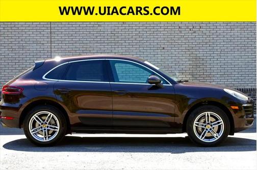 2017 Porsche Macan Base