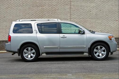2011 Nissan Armada 2WD 4dr SL