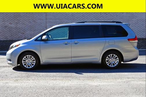 2011 Toyota Sienna XLE Limited