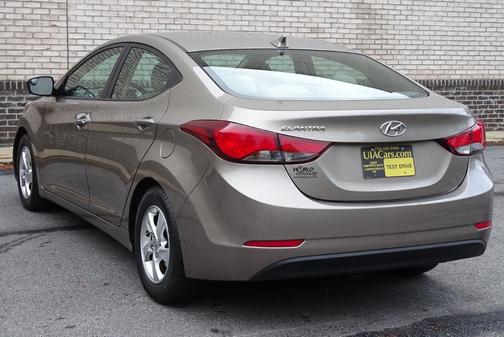 2014 Hyundai ELANTRA SE