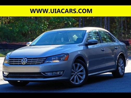 2013 Volkswagen Passat 2.5 SEL Premium
