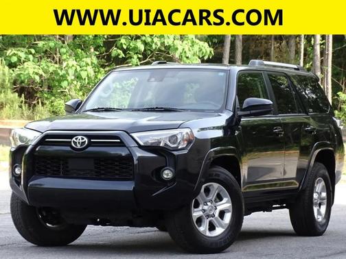 BLACK 2024 Toyota 4Runner SR5