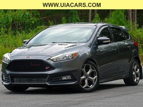 2017 Ford Focus ST 