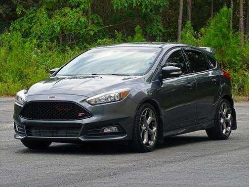 2017 Ford Focus ST ST