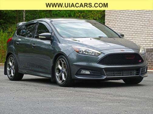 2017 Ford Focus ST ST