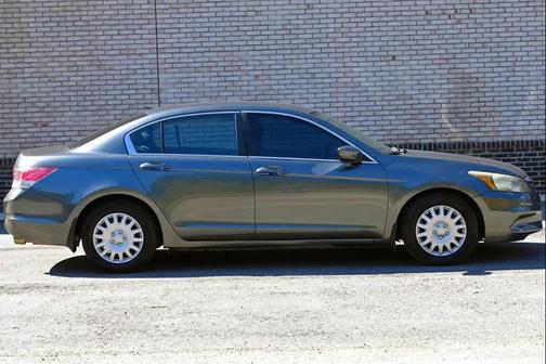 2011 Honda Accord 4dr I4 Auto LX