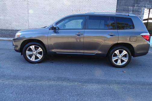 2008 Toyota Highlander Sport