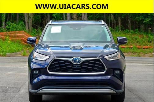 2020 Toyota Highlander Hybrid Platinum
