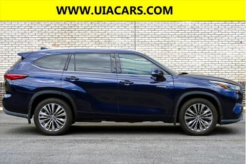 2020 Toyota Highlander Hybrid Platinum
