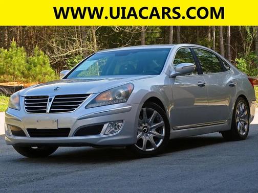 SILVER 2011 Hyundai Equus 4dr Sdn Ultimate
