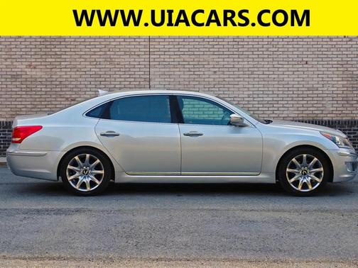 SILVER 2011 Hyundai Equus 4dr Sdn Ultimate