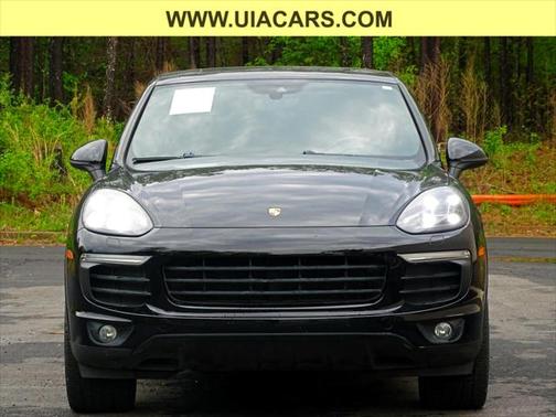 2017 Porsche Cayenne Platinum Edition