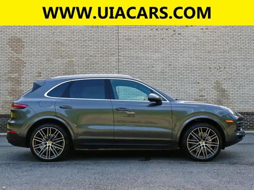 Gray 2021 Porsche Cayenne S