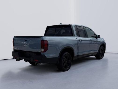 2022 Honda Ridgeline BLACK EDITION