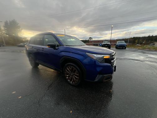 2025 Subaru Forester Sport