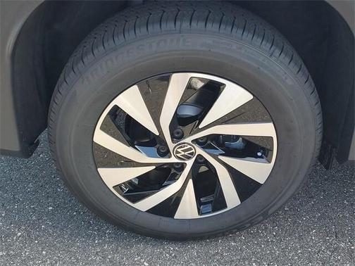 2025 Volkswagen Tiguan 2.0T S