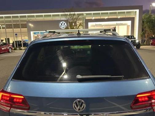 2019 Volkswagen Atlas 3.6L SEL Premium