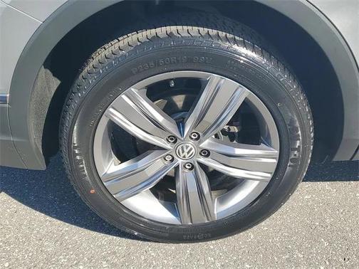 2020 Volkswagen Tiguan 2.0T SEL