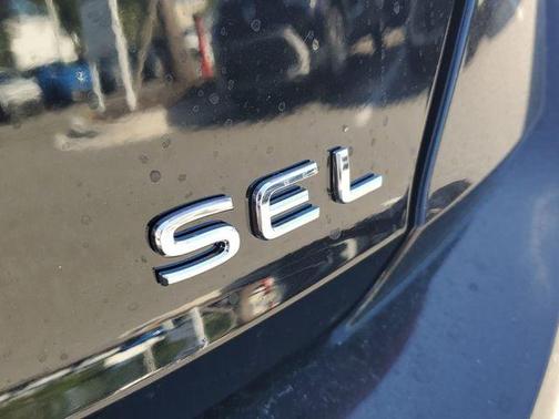 Deep Black Pearl 2026 Volkswagen Jetta 1.4T SEL