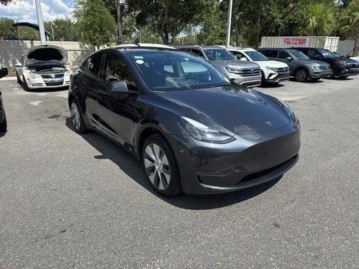 2024 Tesla Model Y Long Range Dual Motor All-Wheel Drive