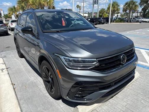 2023 Volkswagen Tiguan 2.0T SE R-Line Black
