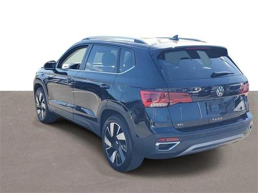 2024 Volkswagen Taos 1.5T SEL