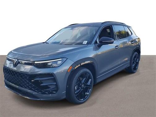 2025 Volkswagen Tiguan 2.0T SE R-Line Black